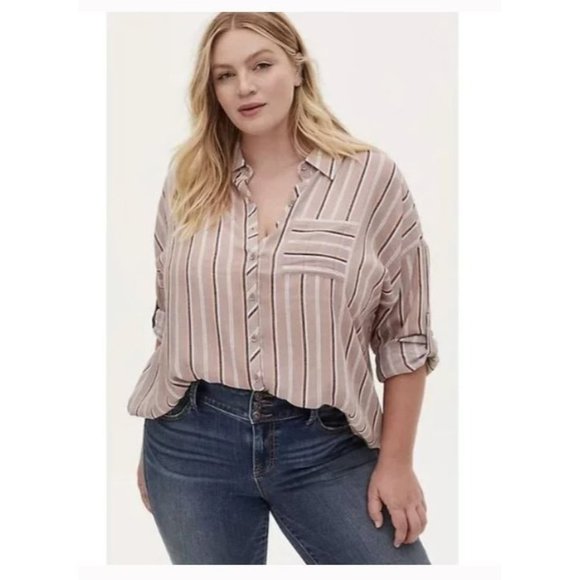 torrid Tops - 𝅺torrid Size 5X Stripe Button Shirt Tunic